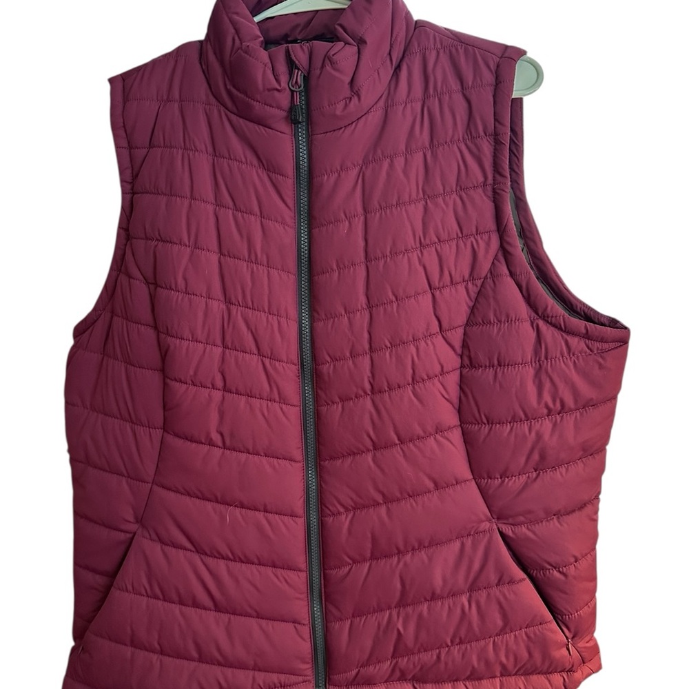 DSG Women's Quilted Burgundy Vest XXL